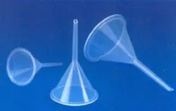 Plastic Beakers, Flasks & Cylinders