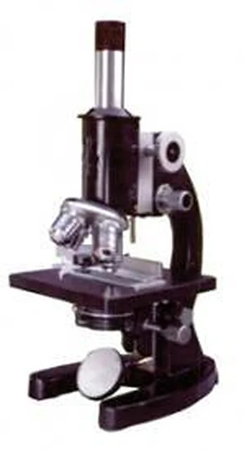 Medical Microscope with co-axial mechanical stage – Polylab