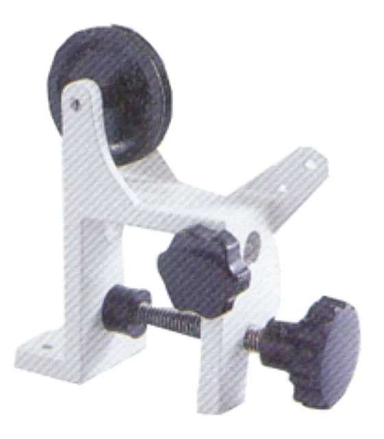 Pulley With Universal Clamp – Polylab
